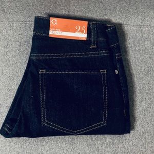 C -WONDER SKINNY WOMENS JEANS:
Size: 25(S)